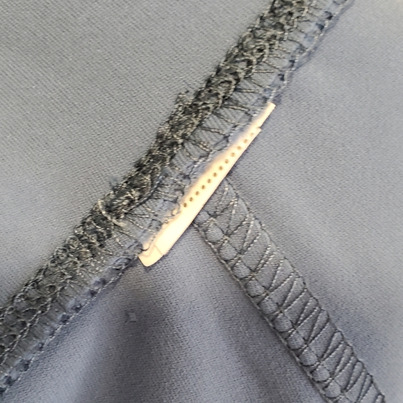 ☆3/35$ | MARIKA | Blue Cropped Active Leggings in Size Medium - Picture 6 of 6